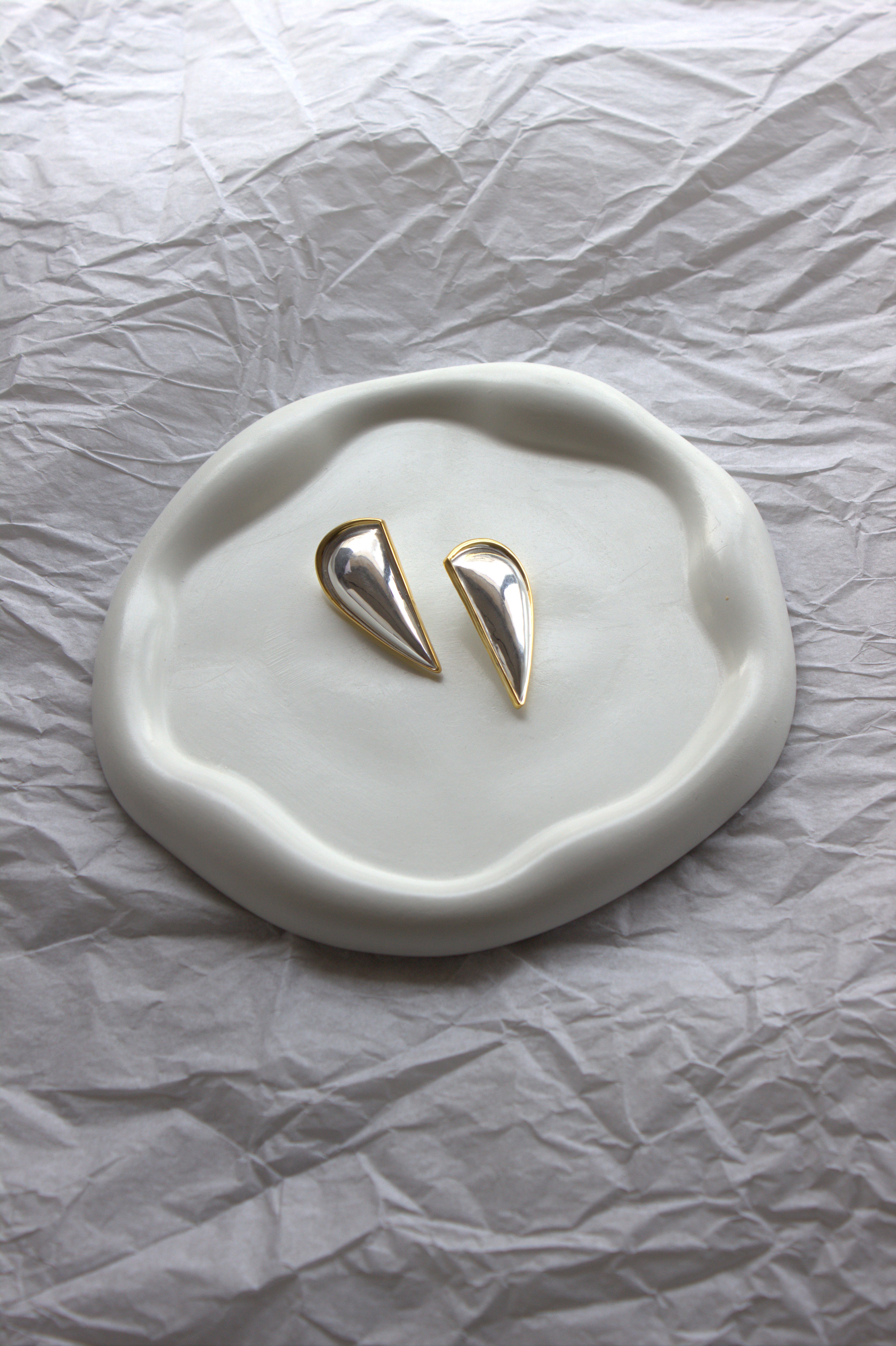 Bold Earrings for Minimal Outfits | FIERCE by Otro