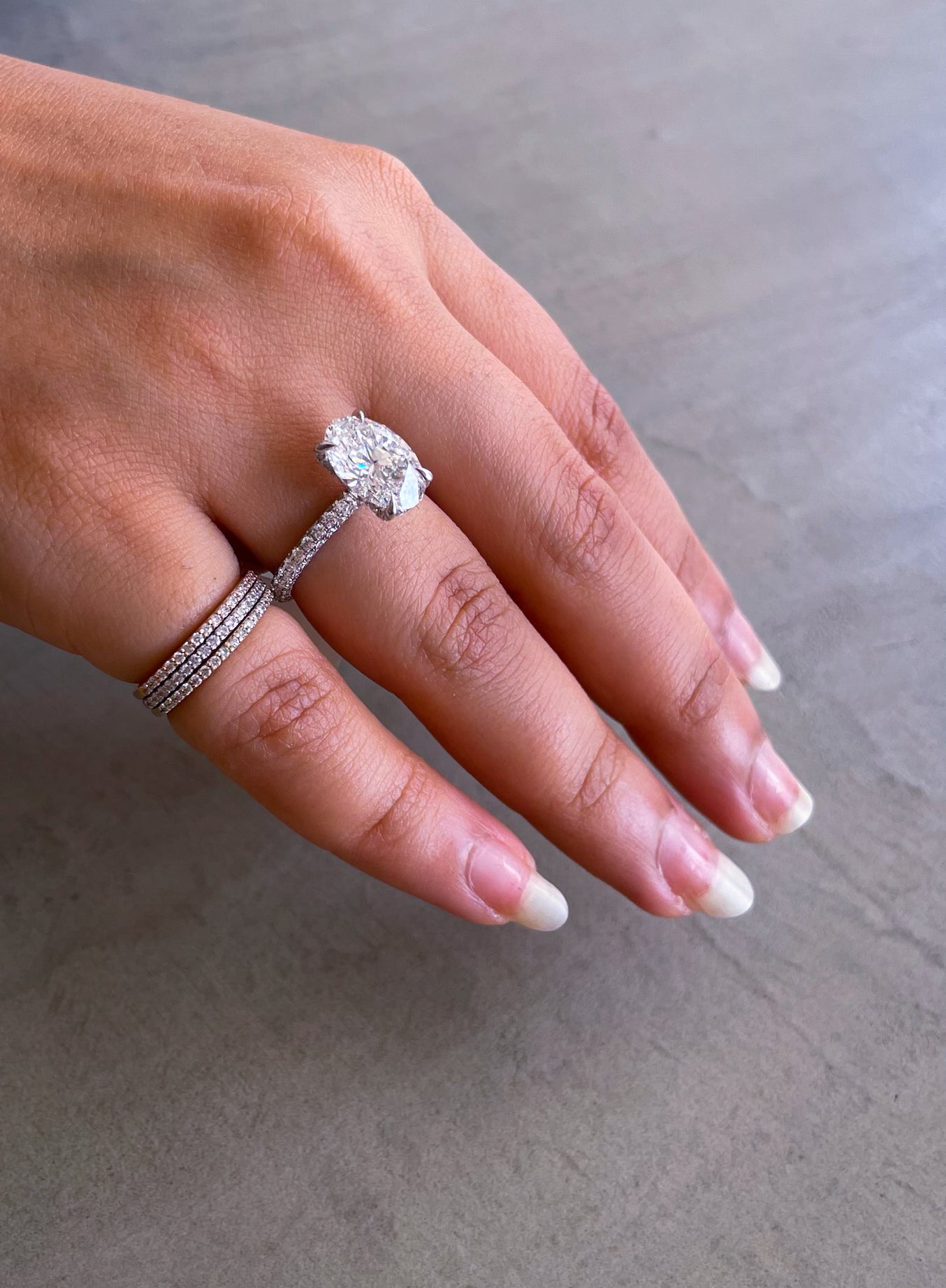 Oval Glow - 3 Carat Solitaire